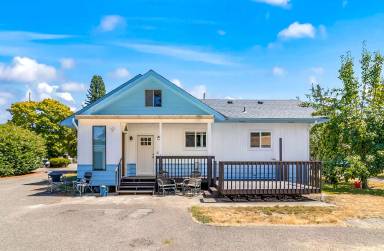 Main picture of 607 3rd St