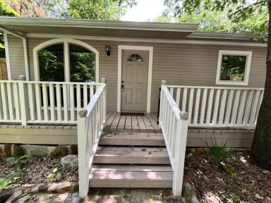 Main picture of 1107 Peak St