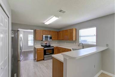 Main picture of 13477 Ashford Wood Ct E