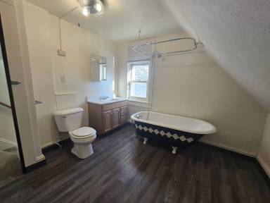 Main picture of 1317 1st Ave