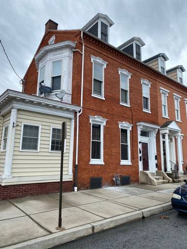 Main picture of 433 Walnut St