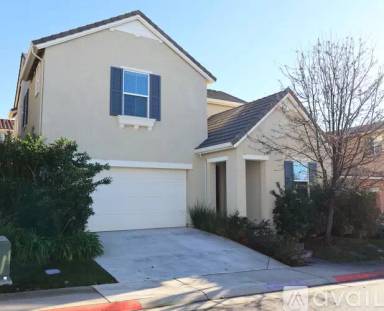 Main picture of 1087 Yucca Dr