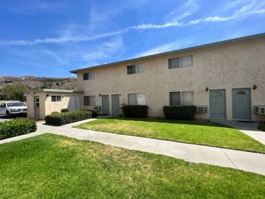 Main picture of 147 Sespe Ave