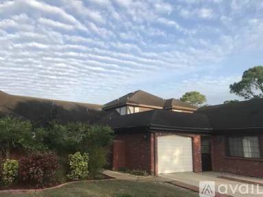 Main picture of 2032 N Carpenter Rd