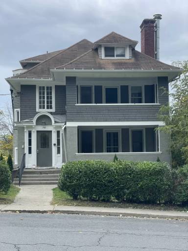 Main picture of 708 Stewart Ave
