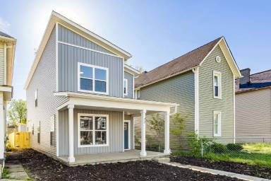 Main picture of 72 Hayden Ave