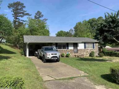 Main picture of 1523 Stewart