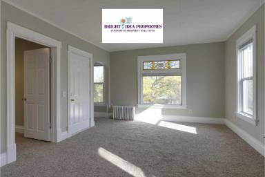Main picture of 857 Oakdale Ave