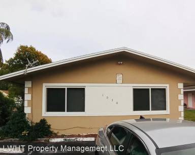 Main picture of 1038 NE 3rd St