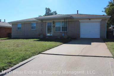 Main picture of 3008 SE 21st St