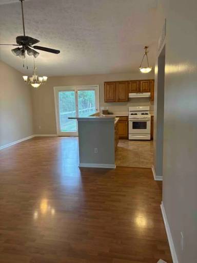 Main picture of 610 N Main St