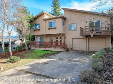 Main picture of 1037 Hiawatha Pl