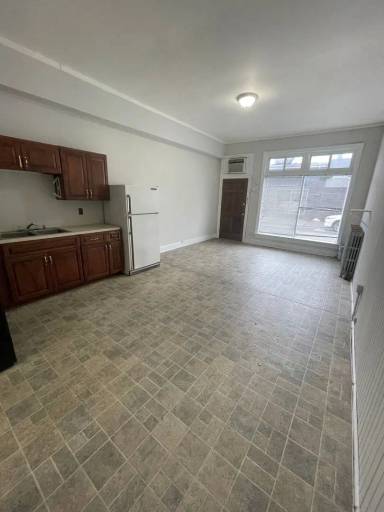 Main picture of 7 S Belvidere Ave