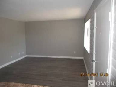 Main picture of 6731 N 16th St