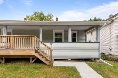 Main picture of 1266 Clark St