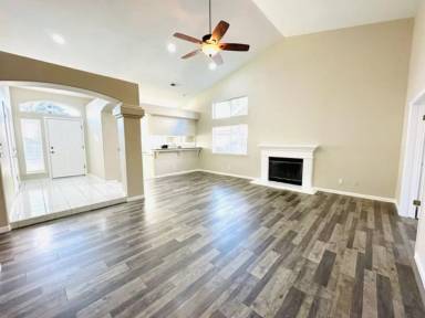 Main picture of 2683 Celeste Ave