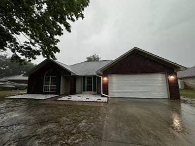 Main picture of 147 Wayfair Ln