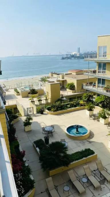 Main picture of 1400 E Ocean Blvd