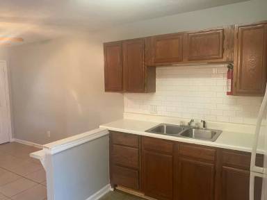 Main picture of 932 4th Ave