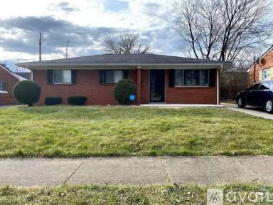 Main picture of 969 De Porres Ave