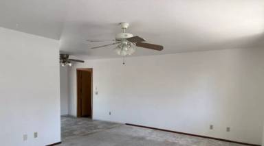 Main picture of 920 S 6th St