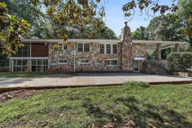 Main picture of 165 Bankston Rd
