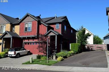 Main picture of 3199 NE 14th Pl