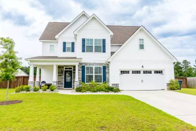 Main picture of 684 Aria Ln