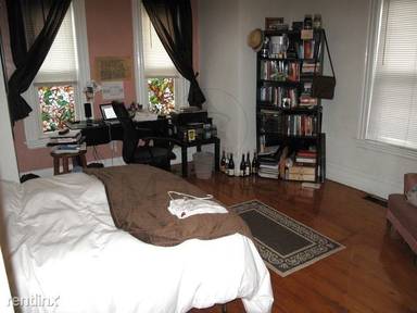 Main picture of 15 Leland St