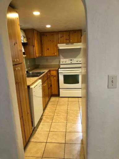 Main picture of 1127 W Mulberry St