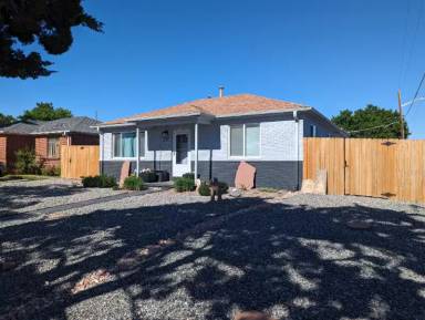Main picture of 3695 Kearney St