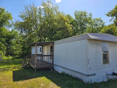 Main picture of 21186 SE 29th St