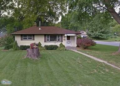 Main picture of 4900 Turner Ave