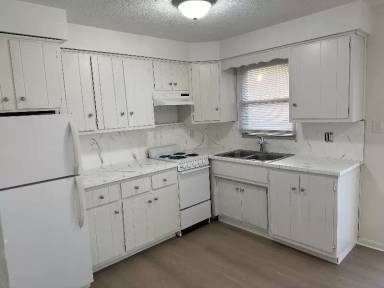 Main picture of 515 Coventry Dr