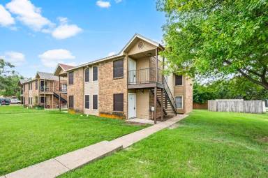 Main picture of 5100 Herrick Ct