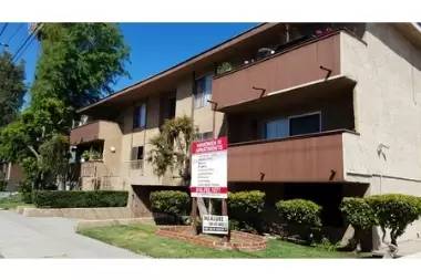 Main picture of 15739 Vanowen St