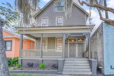 Main picture of 1107 E 32nd St
