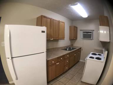 Main picture of 132 Penn St