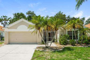 Main picture of 304 Fareham Dr