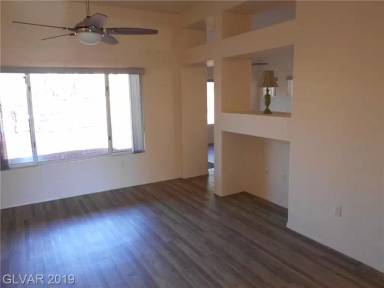 Main picture of 10313 Long Leaf Pl