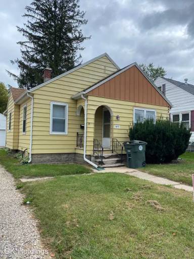 Main picture of 815 Hammond Ave