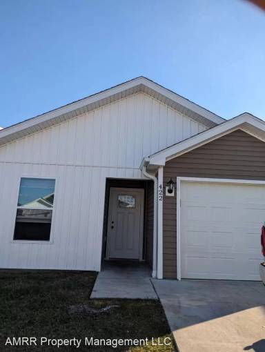 Main picture of 422 Alex Jordan Dr