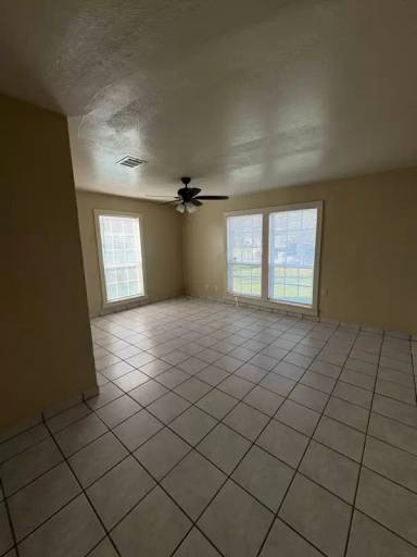 Main picture of 1906 Duncan Ave