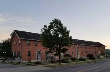 Main picture of 70 Market St