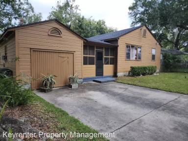 Main picture of 3511 Oleander St