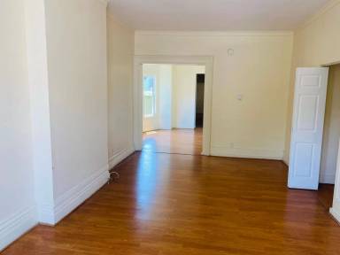 Main picture of 362 Clinton Ave