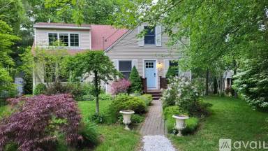 Main picture of 103 Pine Hill Rd N