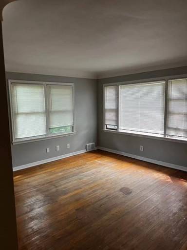 Main picture of 3922 Lyndale Ave N