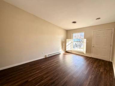 Main picture of 146 Bayberry Dr