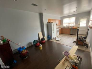 Main picture of 2423 S 9th St